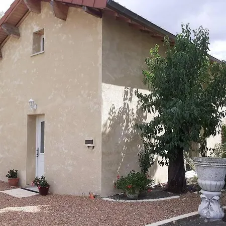 Gite Des Billaudes Thuret Buitenkant foto